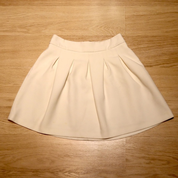 Banana Republic Formal Mini Skirt - Cream, XS - Picture 3 of 5
